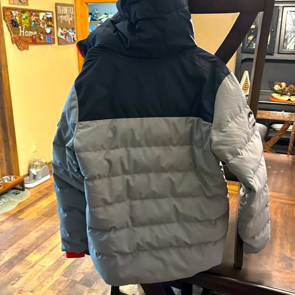 Spyder - Bromont - Ski/Snowboard Jacket - Size L - Like new condition - Picture 6 of 9